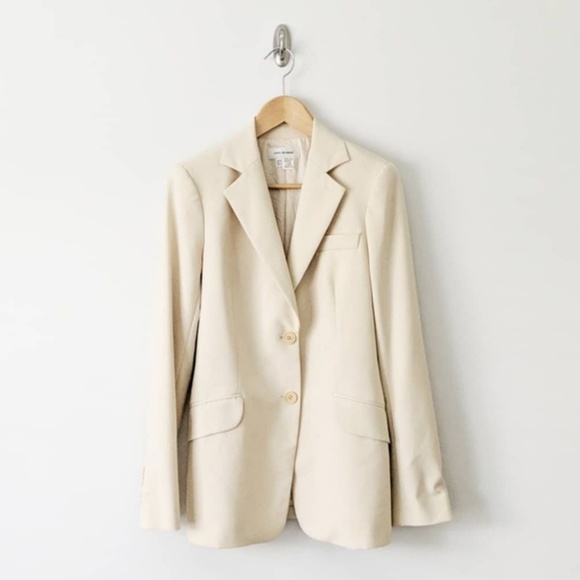 zara Jackets & Blazers - Zara Cream Blazer with Flap Pockets